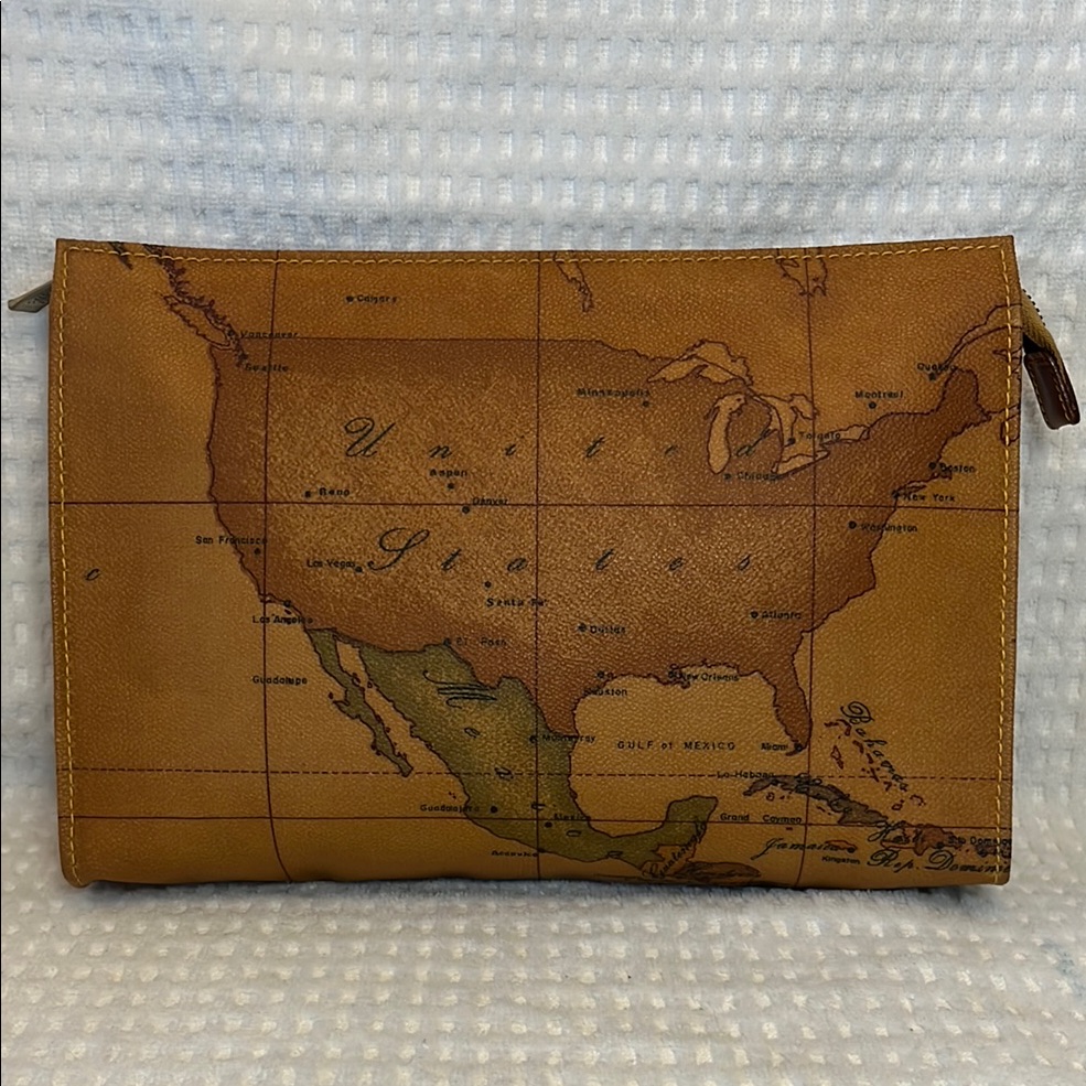 Prima Classe Usa Map Print Clutch